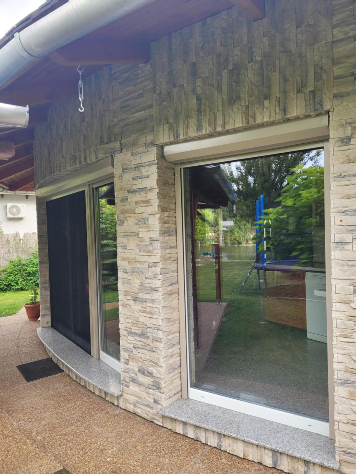 Beni Nyaralo Apartment บีเคสแซนตรานแดช ภายนอก รูปภาพ